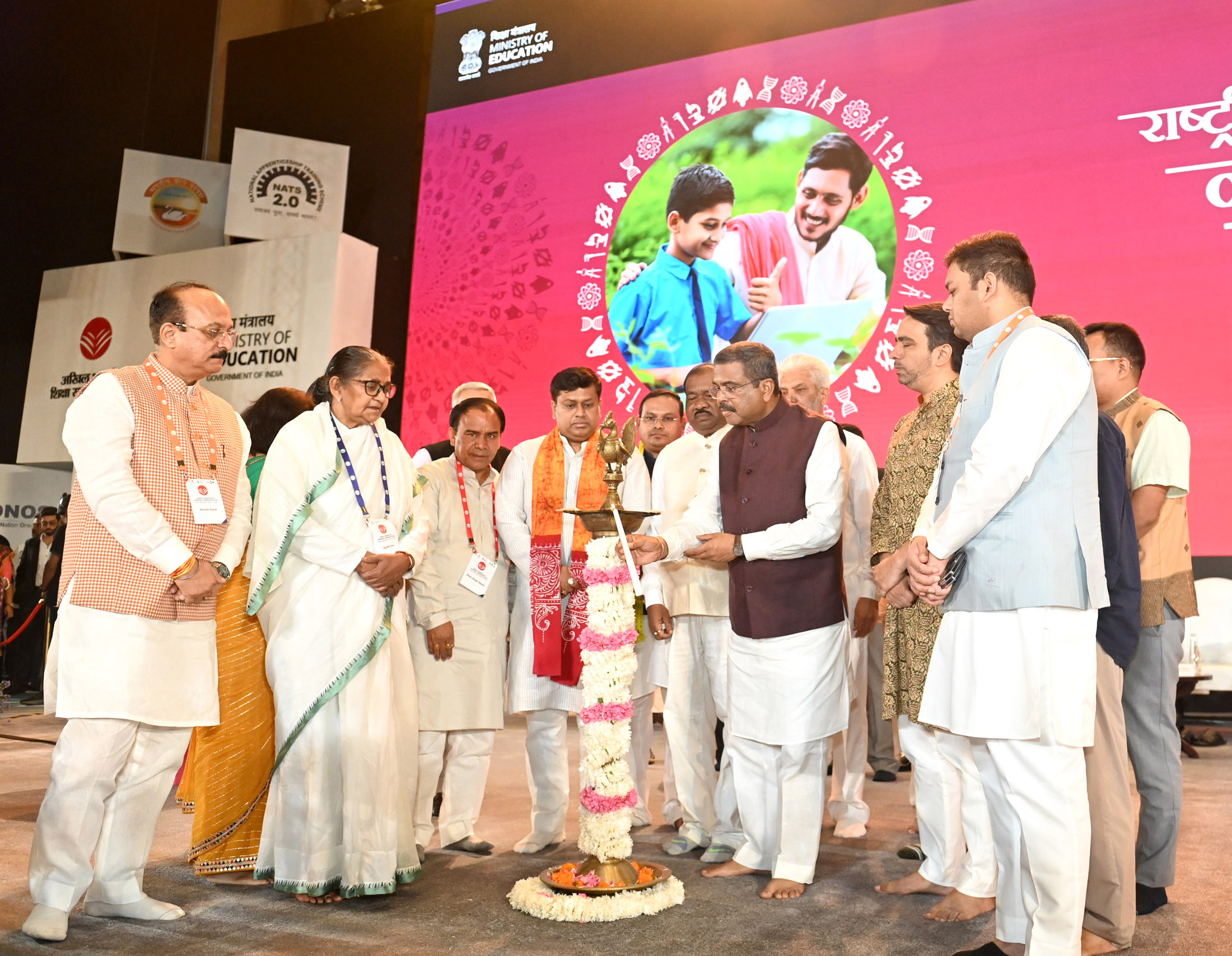 Shri Dharmendra Pradhan lighting the lamp during the Inaugural Session of ABSS 2025