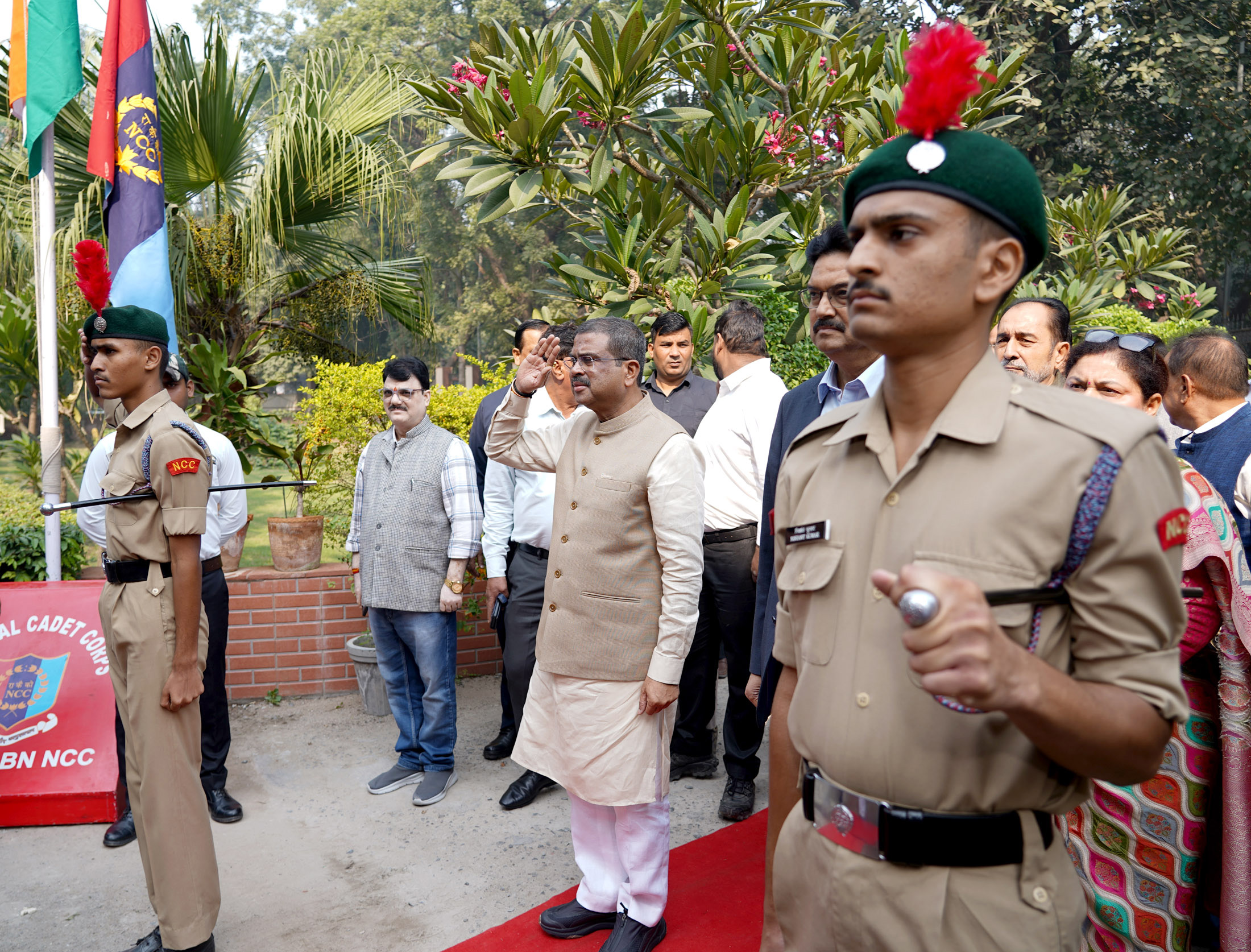 Shri Dharmendra Pradhan inspecting the Guard of Honour during the commemorative event marking 150 years of the National Song “Vande Mataram”