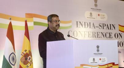 Shri Dharmendra Pradhan addressing at the India-Spain collaboration conference