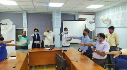 Taking Pledge regarding Covid-19 Awareness Campaign