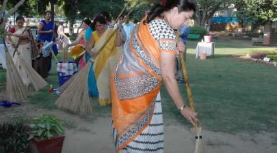 SwachhVidyalaya campaign at KV, New Delhi